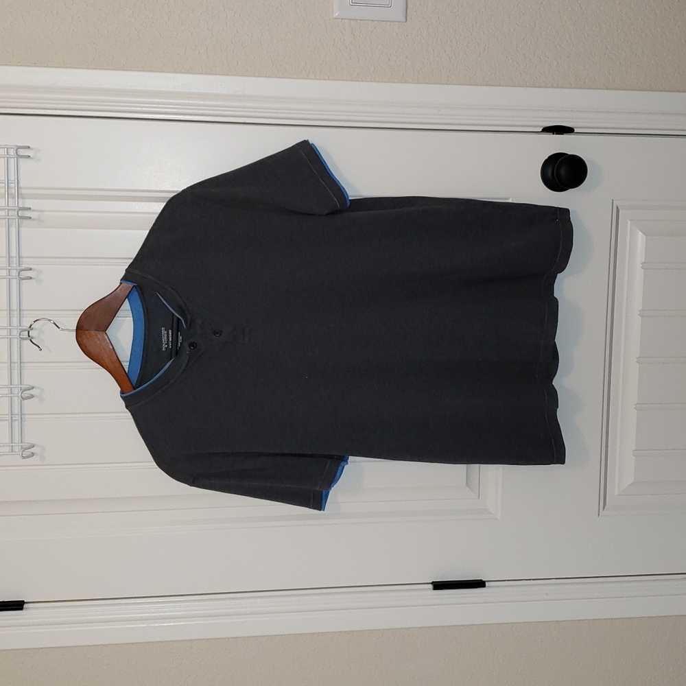Business casual men's shirt